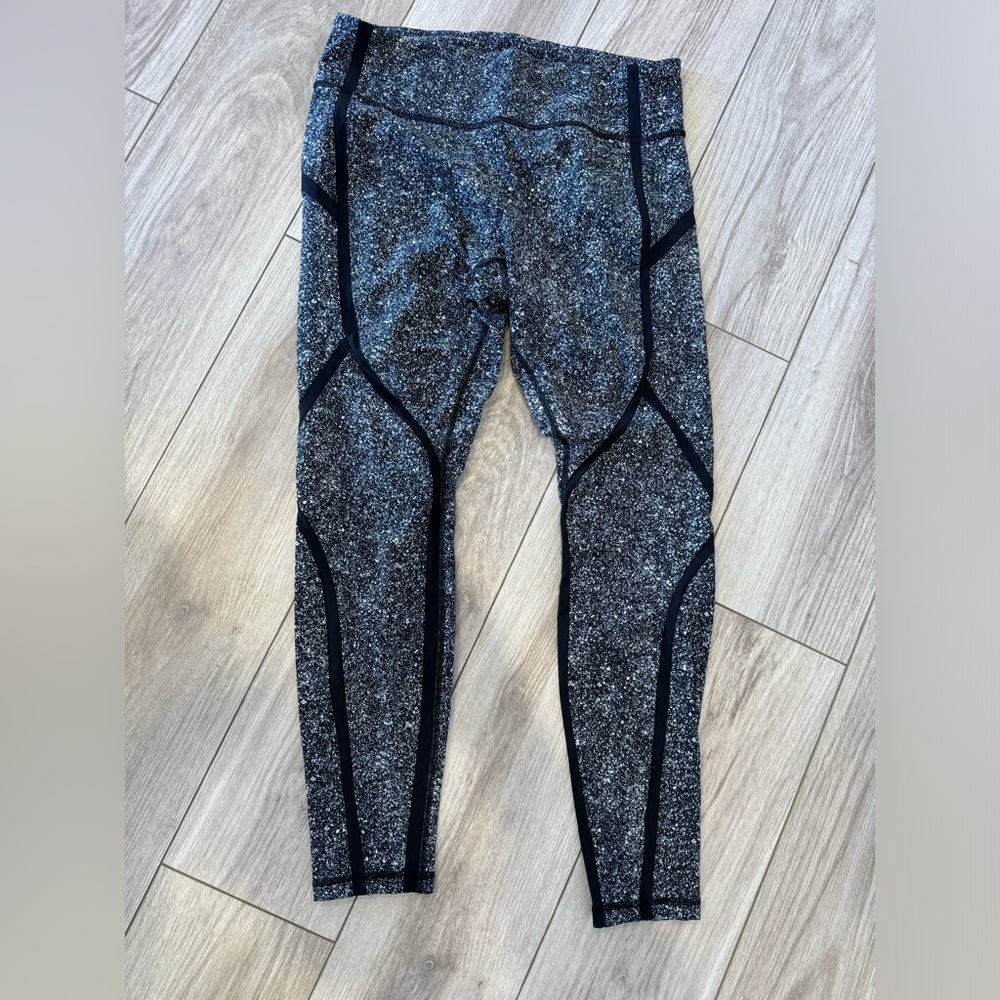 Lululemon Sleek & Strong Tight Leggings Diffuse Starlight Black Speckled Size 12